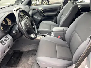 Toyota RAV4 2.0i-16V Linea Sol