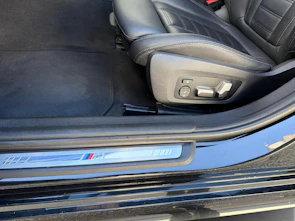 Fahrzeugbild BMW 330e xDrive SAG