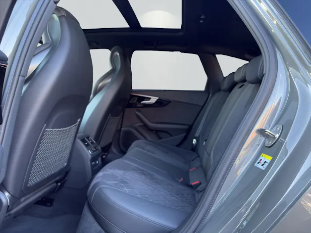 Audi S4 Avant 3.0 V6 TDI quattro T-Tronic