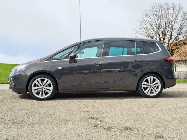 Opel Zafira Tourer 1.6 CDTI 136cv Sport (7 places - crochet)