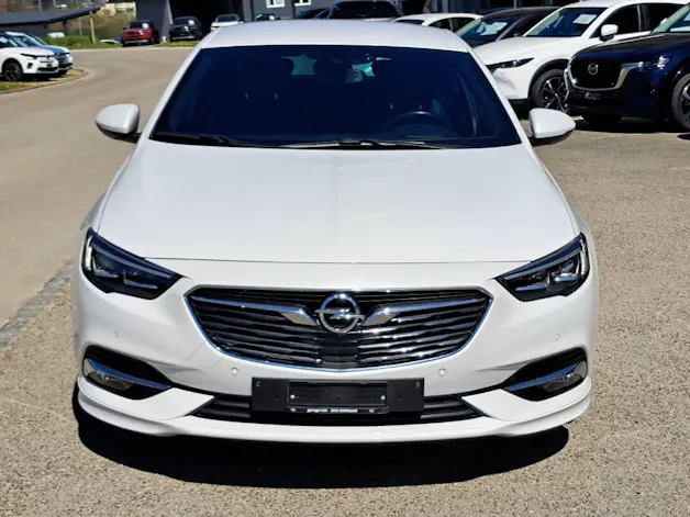 Opel Insignia Grand Sport 2.0 T 260cv Excellence 4x4
