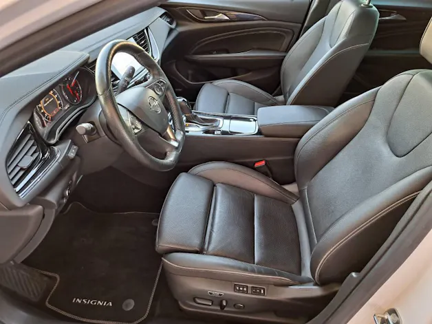 Opel Insignia Grand Sport 2.0 T 260cv Excellence 4x4