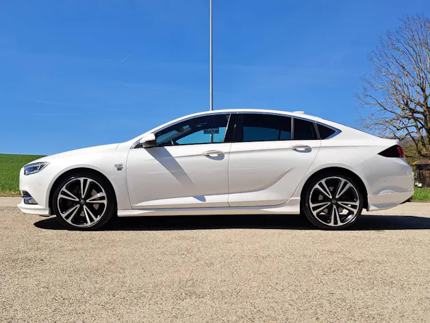Opel Insignia Grand Sport 2.0 T 260cv Excellence 4x4