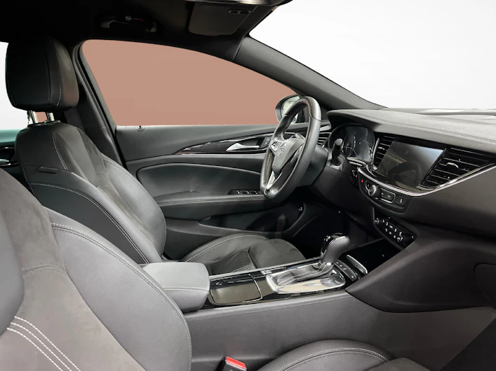 image du véhicule OPEL INSIGNIA