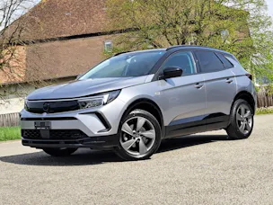 Opel Grandland 1.2 T GS Line 130cv (crochet)