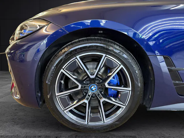 BMW i4 M50