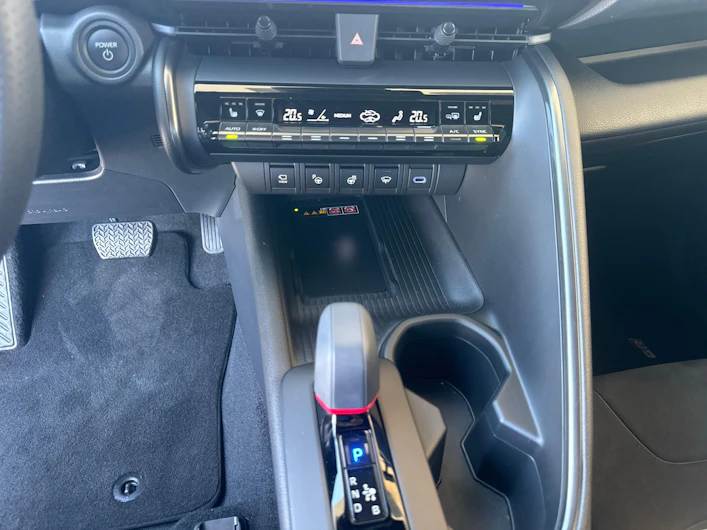 Fahrzeugbild TOYOTA C-HR