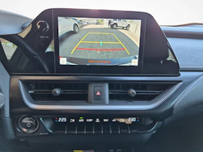 https://vehicle.imgix.net/4269849/1a777d0d-eef5-4ef7-a737-cd40d8c6d207.jpg