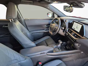 Lexus UX 250h Comfort / Jetzt mit attraktivem 0.9% Leasing!