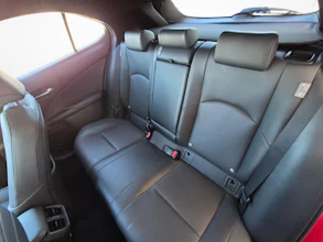 https://vehicle.imgix.net/4269849/a9c37f2b-9362-40c3-8ea5-089c3162fca3.jpg