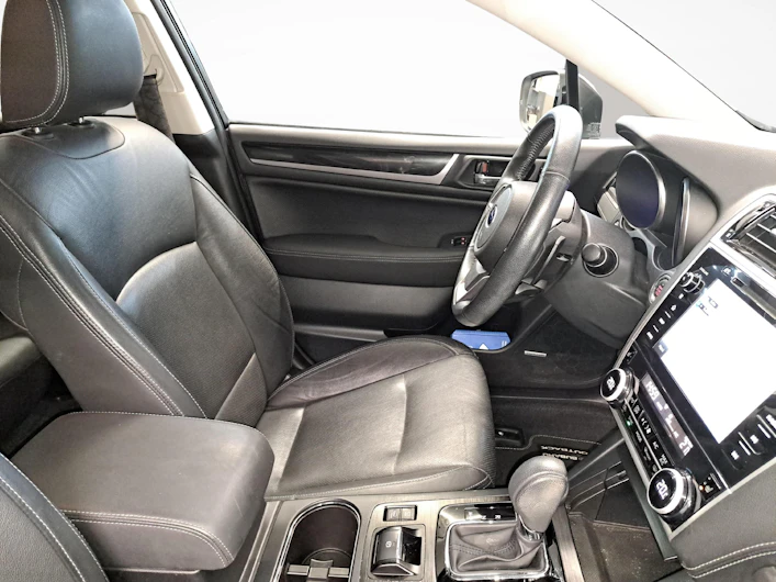 Fahrzeugbild SUBARU OUTBACK