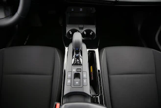 https://vehicle.imgix.net/4269903/4a46bf88-1235-4c35-8da8-0b0a5bdc25bb.jpg