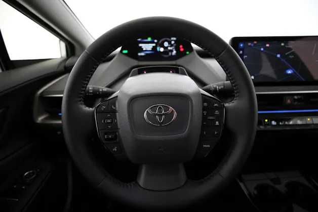 Toyota Prius 2.0 Plug-In-Hybrid Style