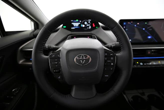 https://vehicle.imgix.net/4269903/8b44b2cd-de06-495c-9b07-013a97c928fc.jpg