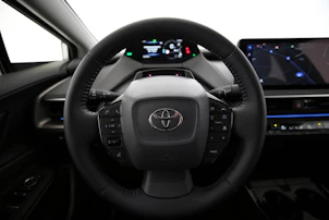 Fahrzeugbild TOYOTA Prius 2.0 Plug-In-Hybrid Style