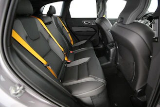 https://vehicle.imgix.net/4269994/4a371c27-54a7-4af0-a4d8-d2f052c1d497.jpg
