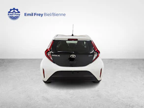 https://vehicle.imgix.net/4270004/bcf6ea47-96d6-474c-bed8-c8a340a2a707.jpg