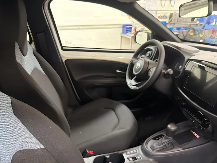 Fahrzeugbild TOYOTA AYGO X