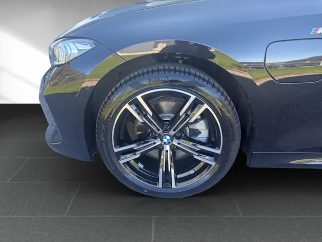 BMW 330e xDrive SAG Touring