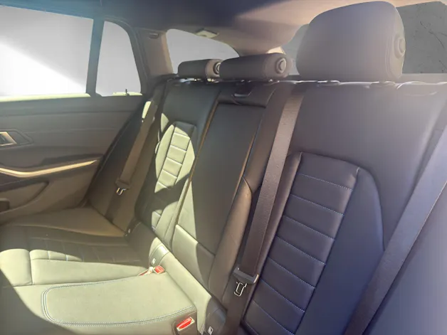 BMW 330e xDrive SAG Touring