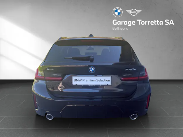 BMW 330e xDrive SAG Touring