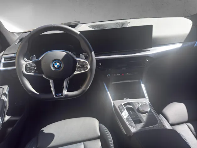 BMW 330e xDrive SAG Touring