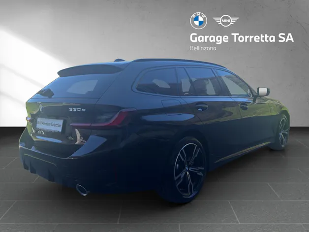 BMW 330e xDrive SAG Touring