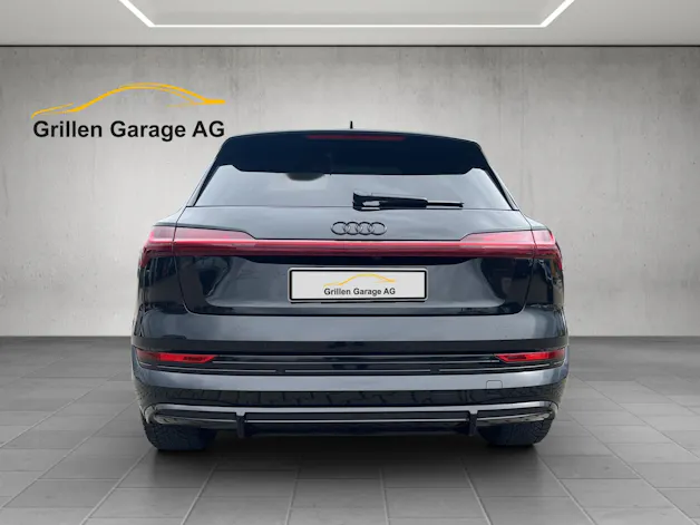 Audi e-tron S quattro