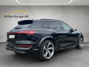 Audi e-tron S quattro