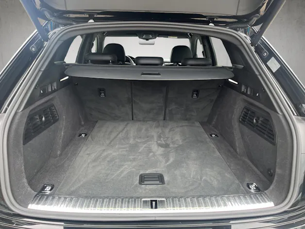Audi e-tron S quattro