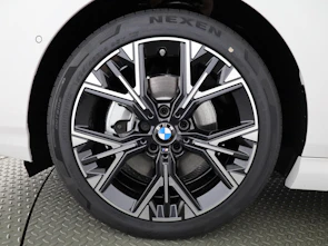 immagine del veicolo BMW 120i