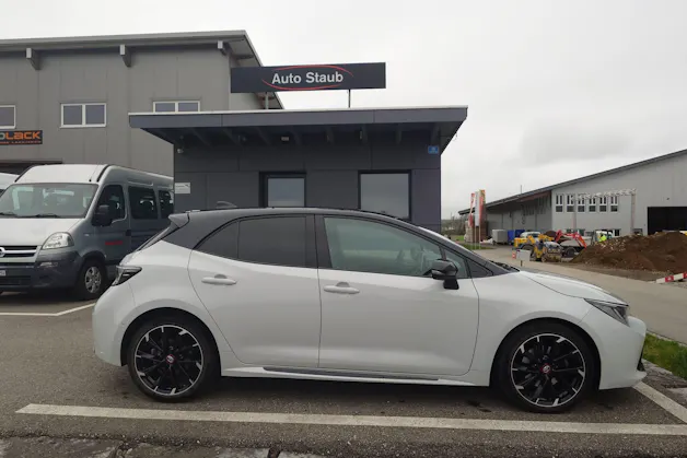Toyota Corolla 2.0 HSD GR-S