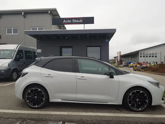 Toyota Corolla 2.0 HSD GR-S