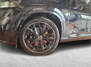 MERCEDES-BENZ GLB 220 4MATIC AMG Line