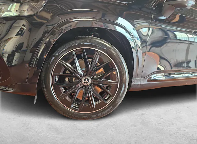 MERCEDES-BENZ GLB 220 4MATIC AMG Line