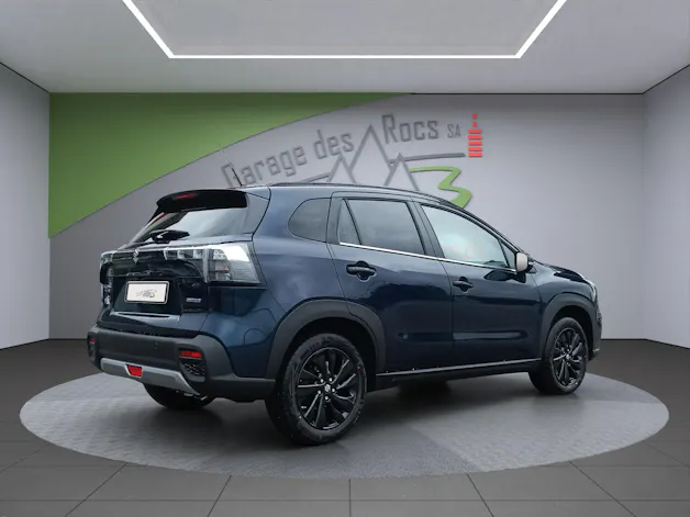 Suzuki S-Cross 1.4 T Black Edition Top Hybrid 4x4