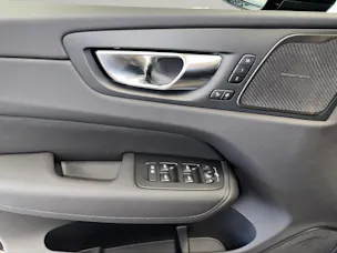 Volvo XC60 2.0 T8 TE Ultra Dark eAWD