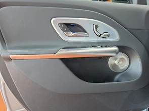 Fahrzeugbild MERCEDES-BENZ GLB 220 4MATIC AMG Line