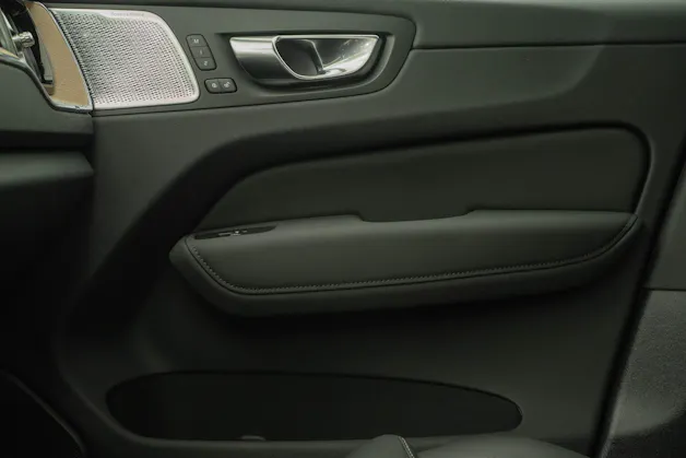 Volvo XC60 2.0 T8 TE Ultra Dark eAWD