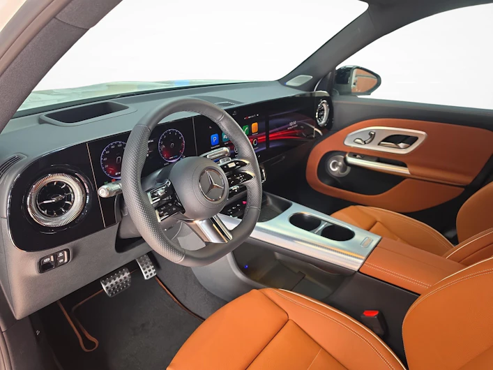 Fahrzeugbild MERCEDES-BENZ GLB 220