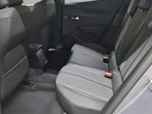 Peugeot 2008 1.2 Hybrid 145 Allure