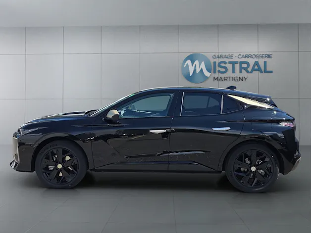 DS Automobiles No4 1.6 E-Tense Performance Line