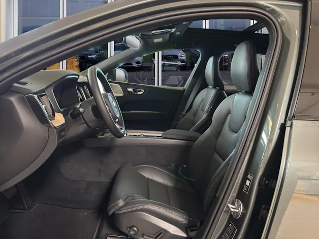 Volvo XC60 2.0 T8 TE Ultra Dark eAWD