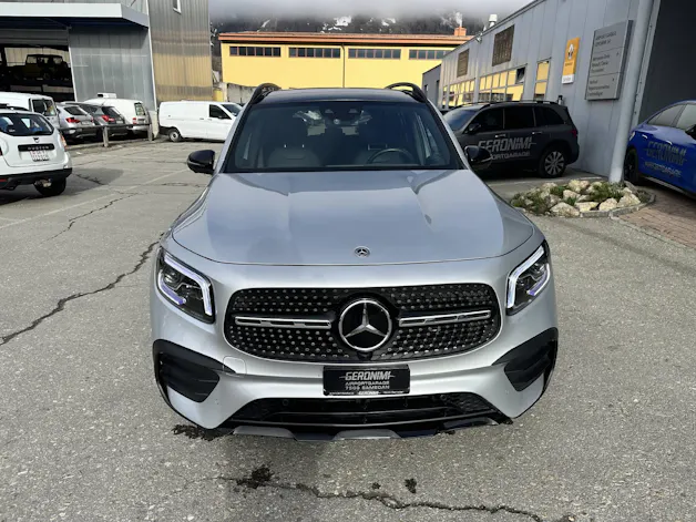 Mercedes-Benz GLB 250 AMG Line 4matic