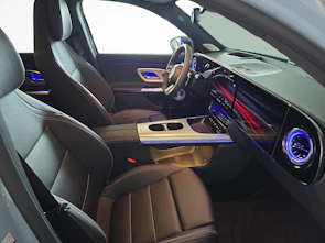 Fahrzeugbild MERCEDES-BENZ GLB 220 4MATIC AMG Line