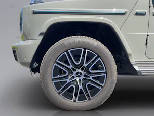 MERCEDES-BENZ G 580
