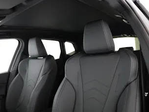BMW 230e xDrive paddles Active Tourer