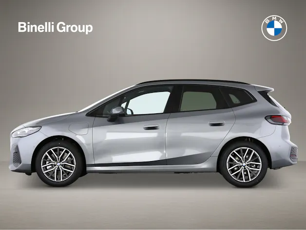 BMW 230e xDrive paddles Active Tourer