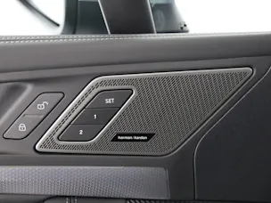 BMW 230e xDrive paddles Active Tourer