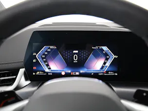 BMW 230e xDrive paddles Active Tourer